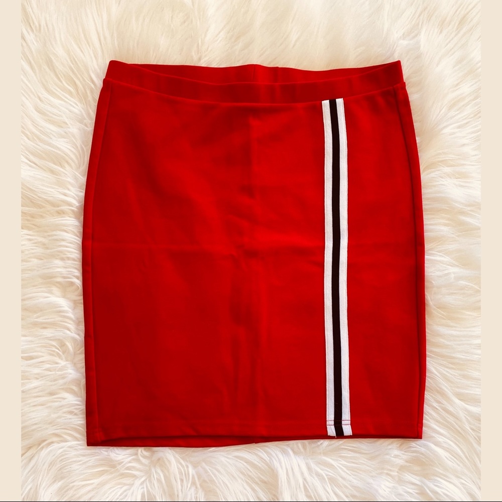 Hot Kiss Skirt